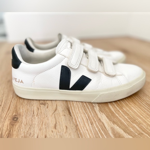 Veja Shoes - VEJA Recife Sneakers White Black Size 9